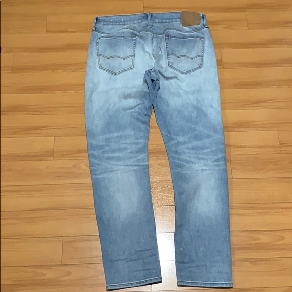 Jeans - Picture 2 of 2